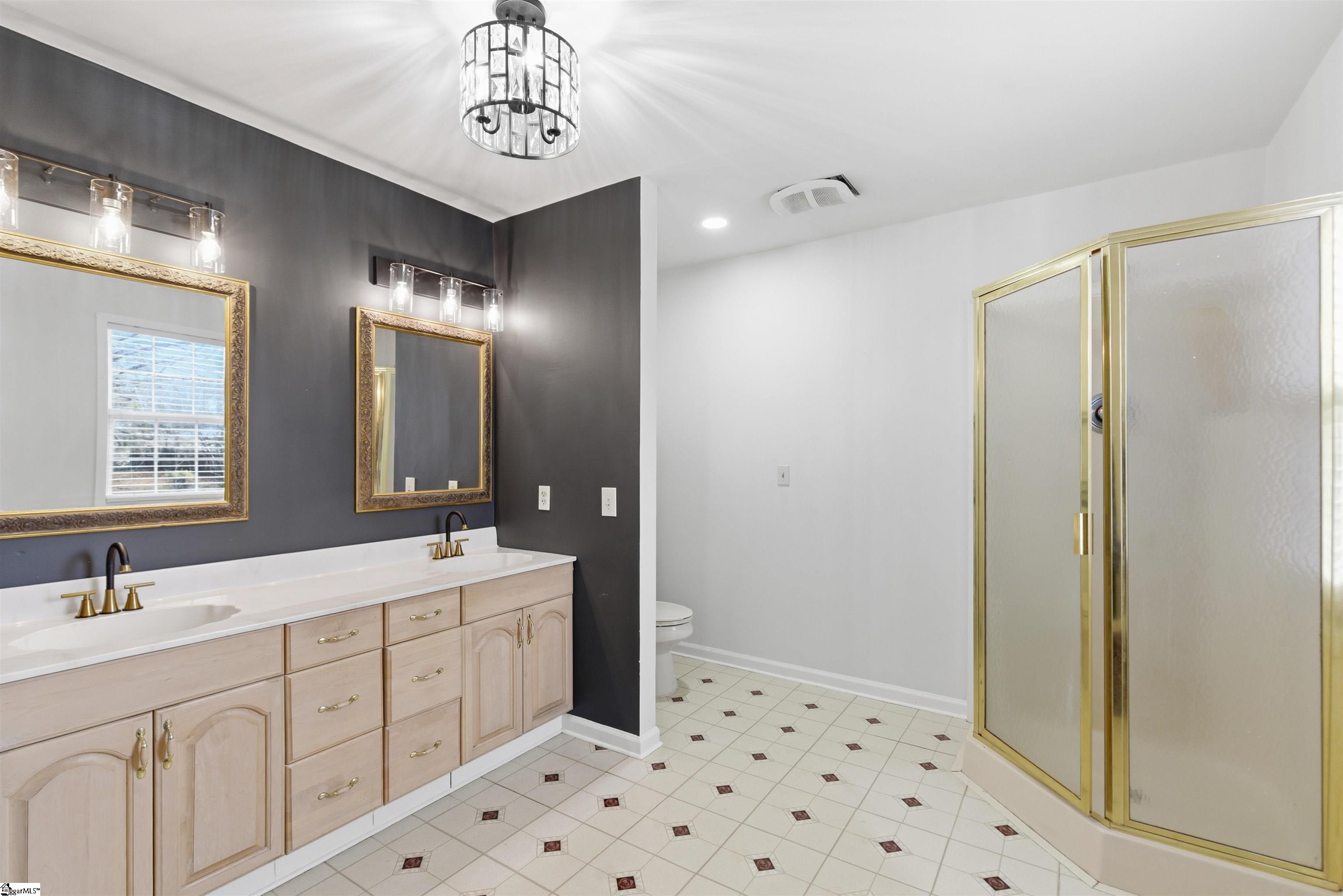 936 Miller Road Woodruff, SC 29388 - Photo 16 of 34