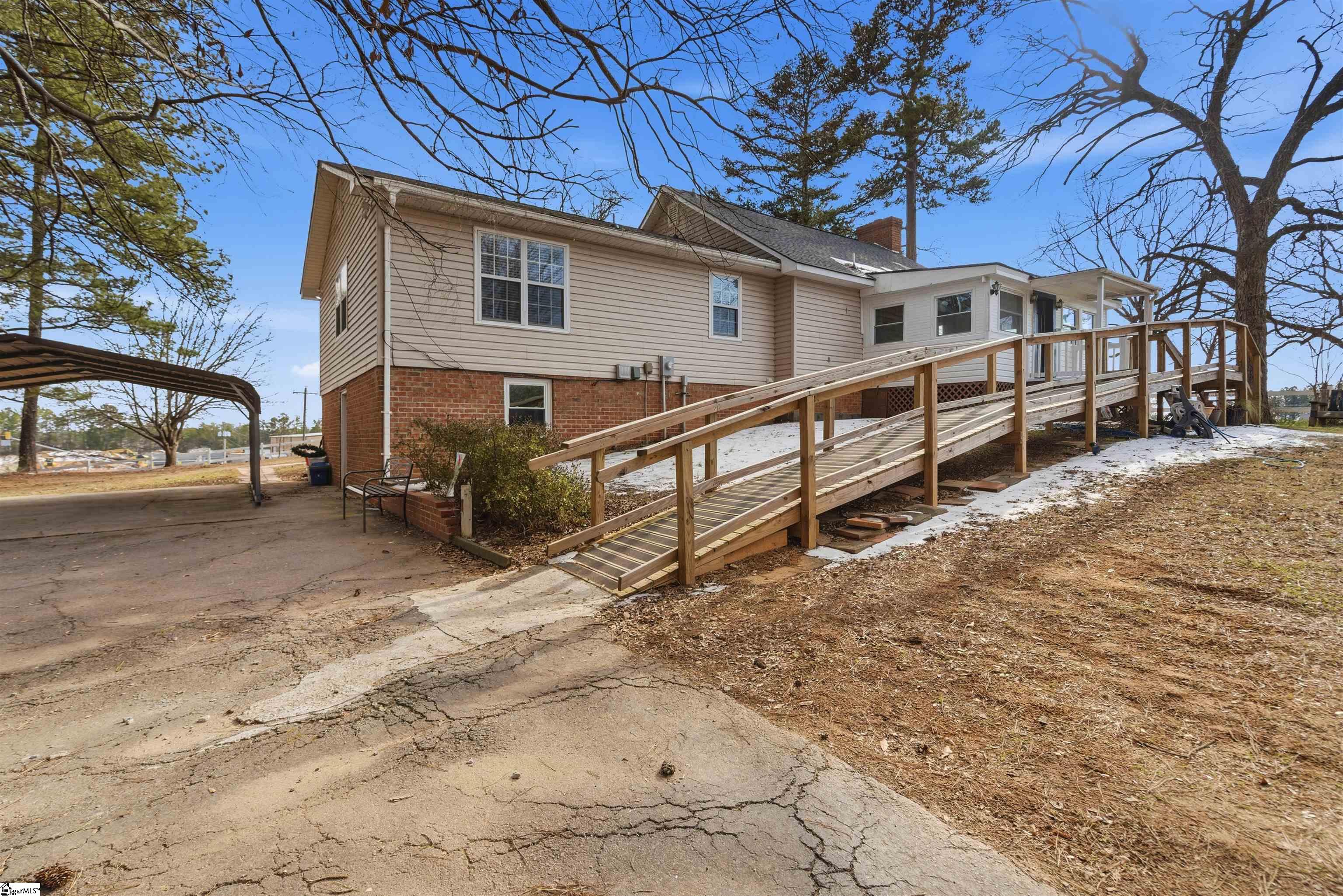 936 Miller Road Woodruff, SC 29388 - Photo 24 of 34