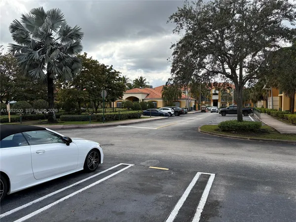 $2,100 | 7320 Northwest 114th Avenue, Unit 202, Doral, FL 33178