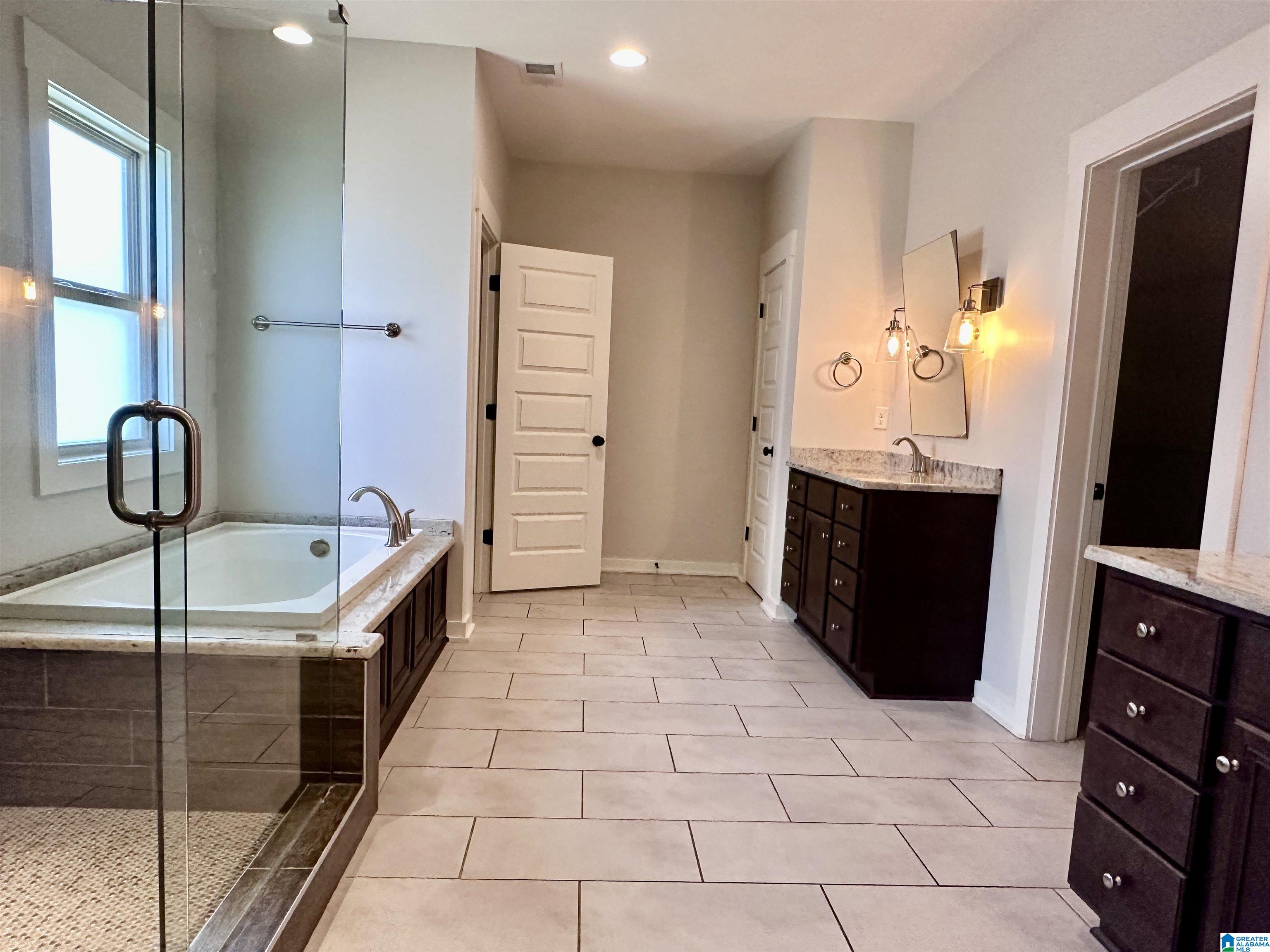 2641 Montauk Road Hoover, AL 35226 - Photo 19 of 45