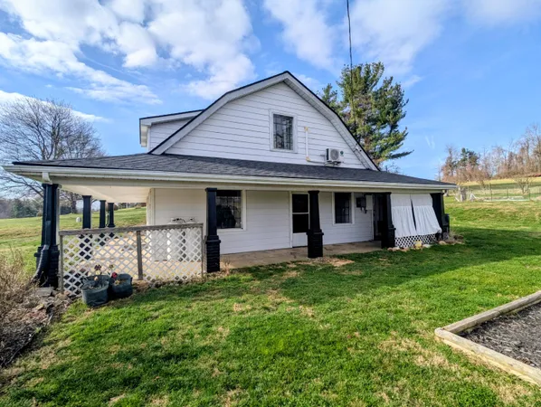 $279,000 | 7959 Floyd Highway North, Copper Hill, VA 24079