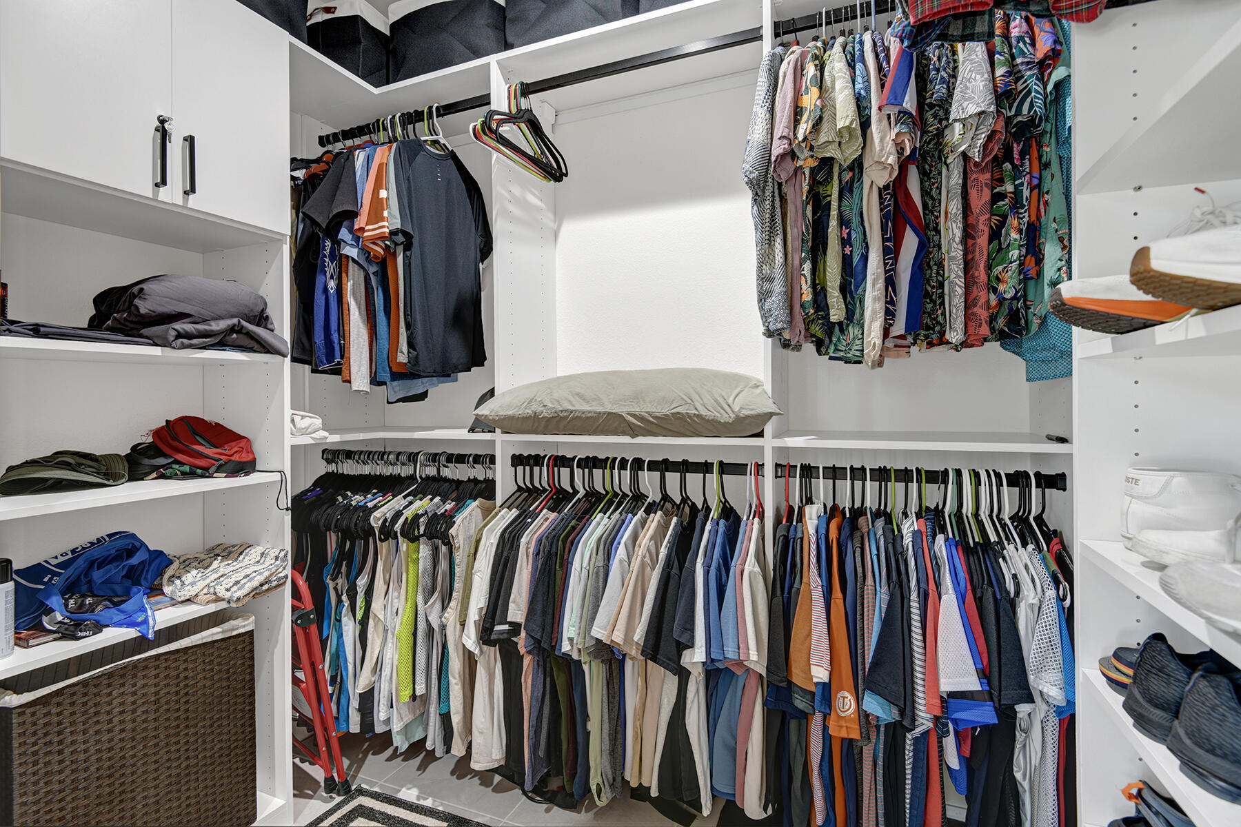 68965 Hermosillo Road Cathedral City, CA 92234 - Photo 14 of 40 a view of walk in closet with clothes and shoes