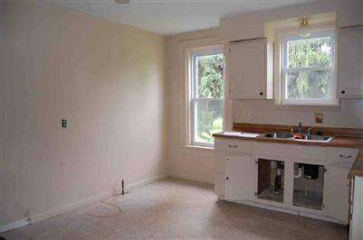 5490 Vassar Road Grand Blanc, MI 48439 - Photo 8 of 11 20157747-7.JPG