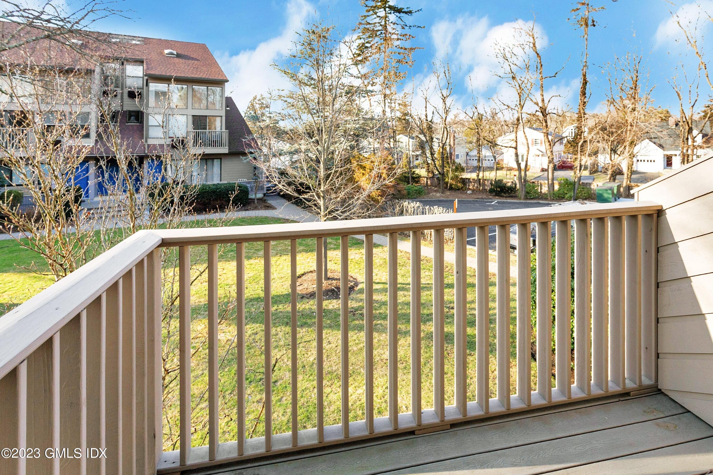 1465 East Putnam Avenue, Unit 229 Riverside, CT 06878 - Photo 17 of 20 017-434571-_MG_1802_12140900