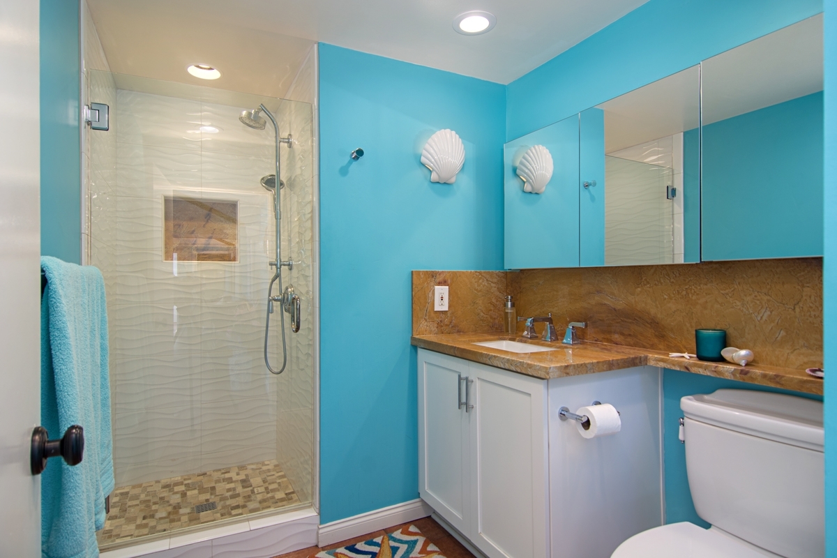 618 Gravilla Place La Jolla, CA 92037 - Photo 12 of 16
