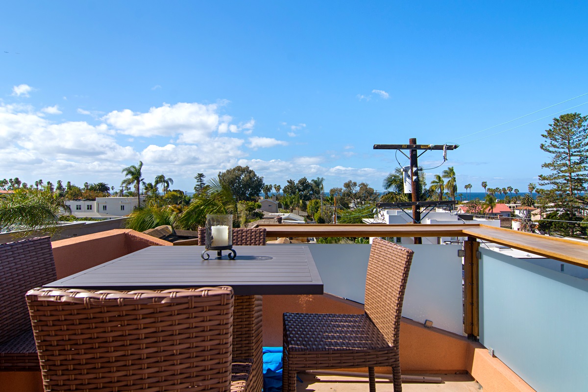 618 Gravilla Place La Jolla, CA 92037 - Photo 13 of 16