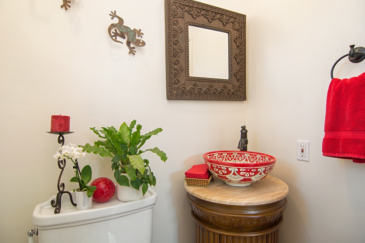 618 Gravilla Place La Jolla, CA 92037 - Photo 7 of 16