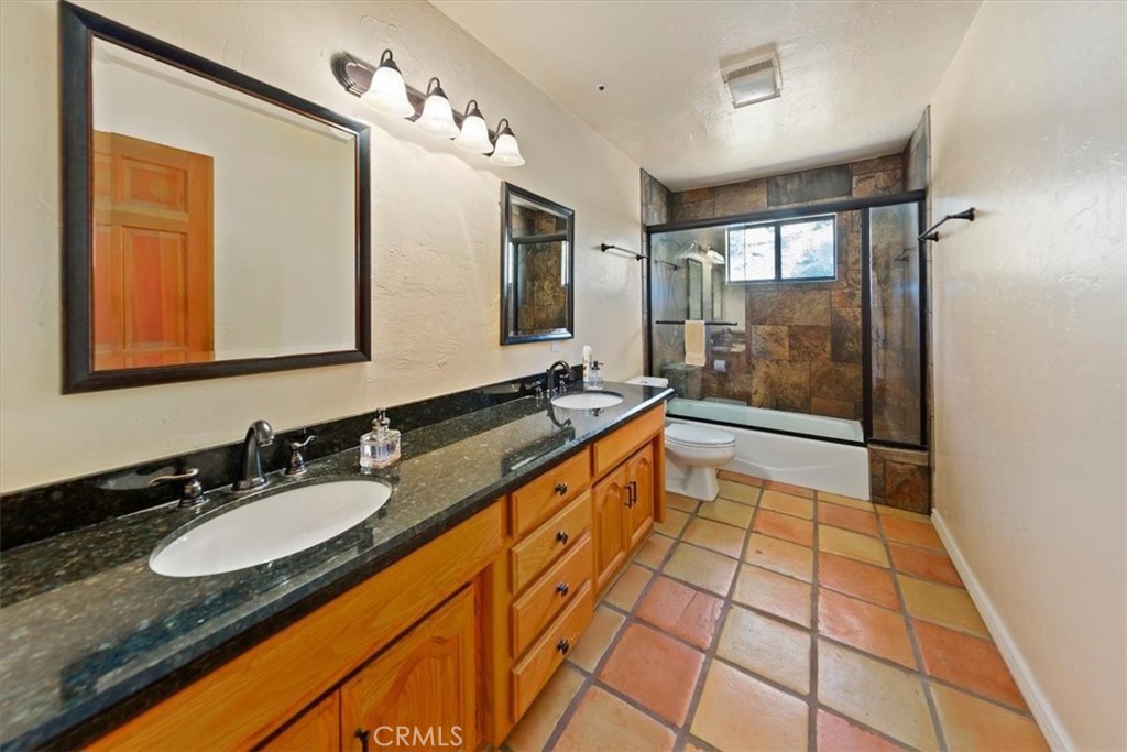 9060 Yucca Hills Road Agua Dulce, CA 91390 - Photo 27 of 44