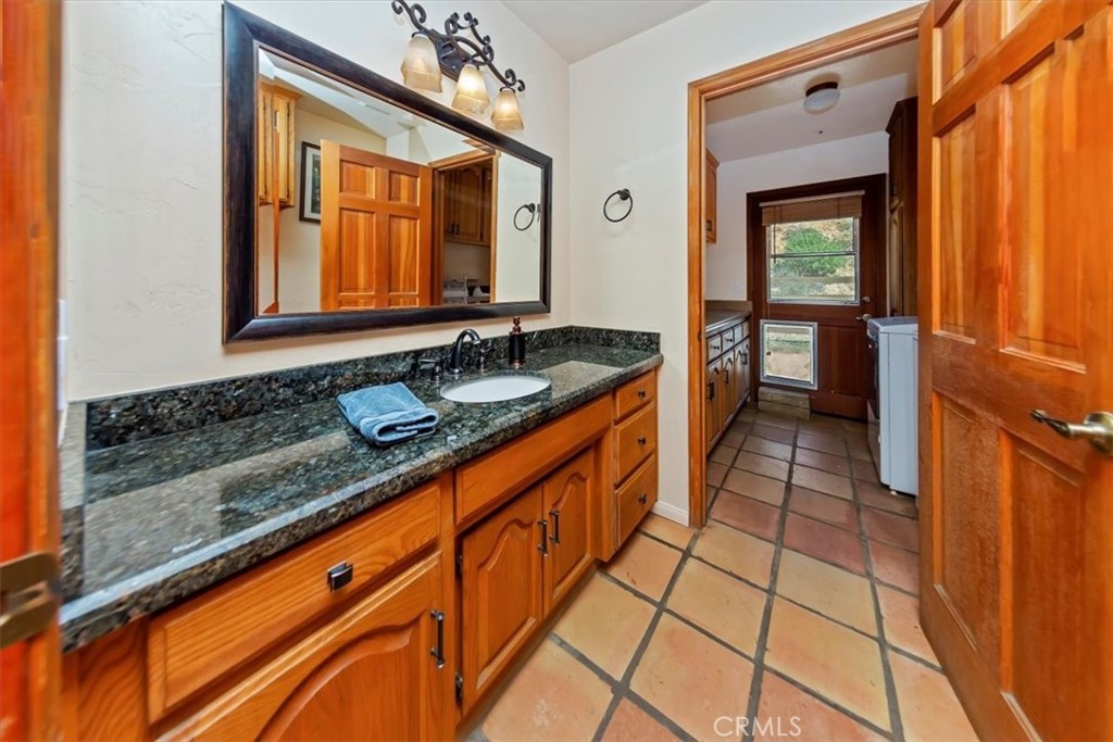 9060 Yucca Hills Road Agua Dulce, CA 91390 - Photo 28 of 44