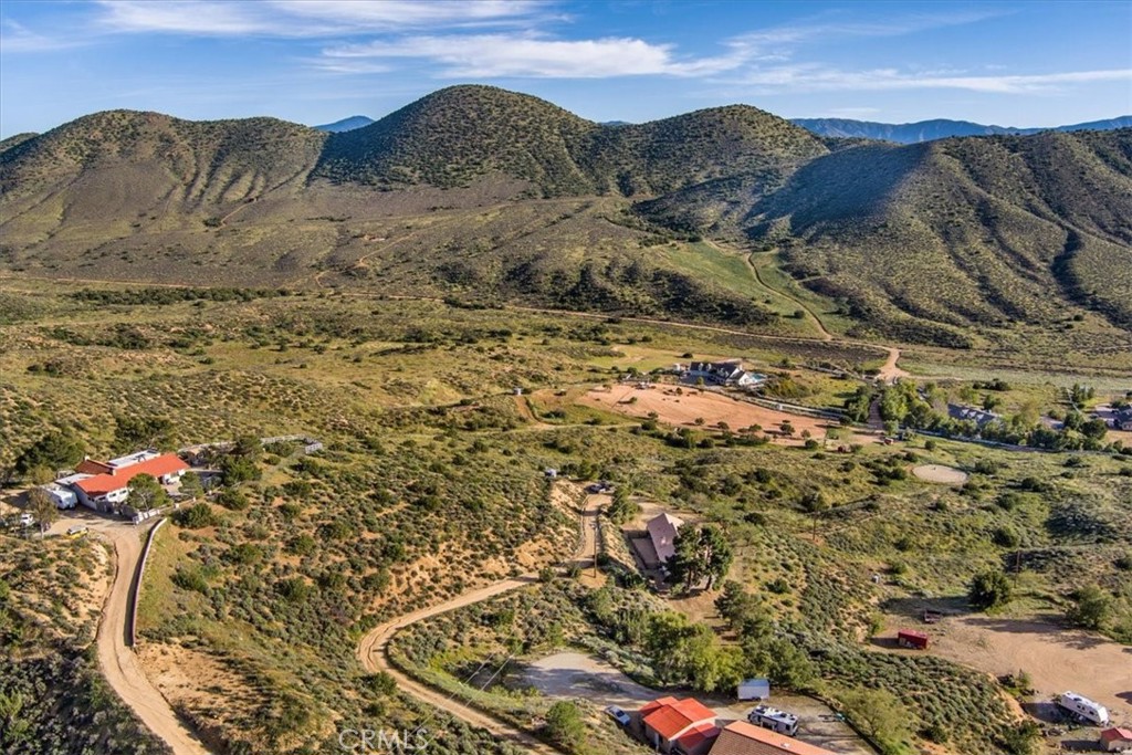 9060 Yucca Hills Road Agua Dulce, CA 91390 - Photo 43 of 44