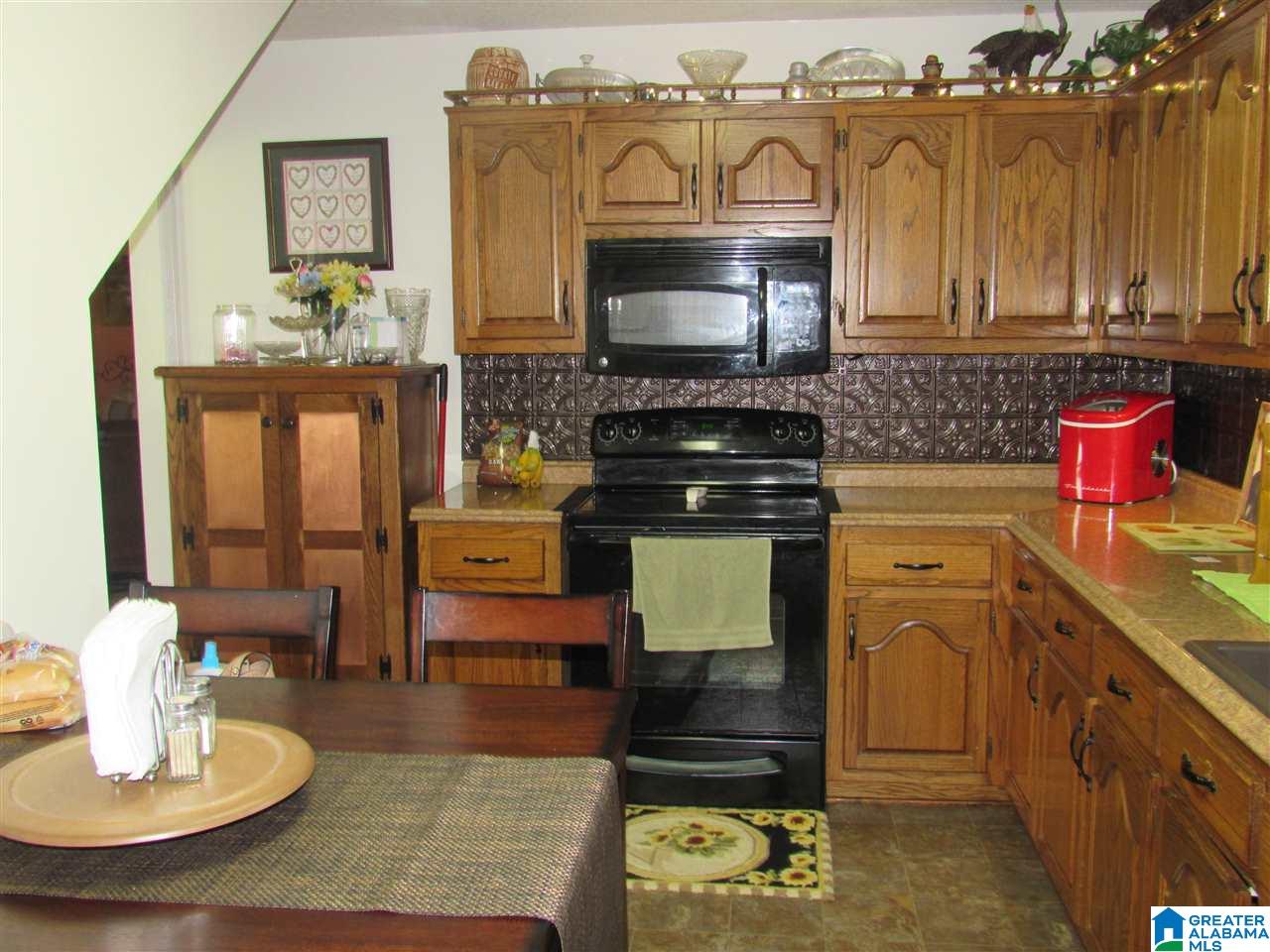 503 Sheila Lane Clanton, AL 35045 - Photo 9 of 49