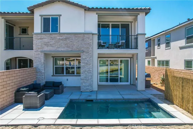 a house view with a outdoor space