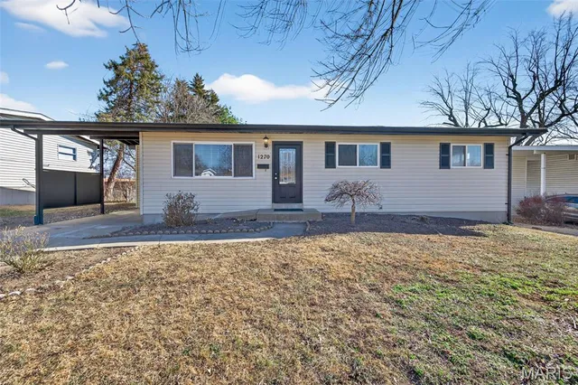 $239,900 | 1270 Bobolink Drive, Florissant, MO 63031