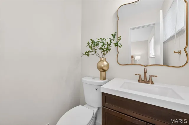 $239,900 | 1270 Bobolink Drive, Florissant, MO 63031