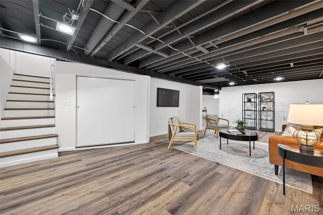 $239,900 | 1270 Bobolink Drive, Florissant, MO 63031