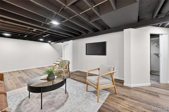 $239,900 | 1270 Bobolink Drive, Florissant, MO 63031