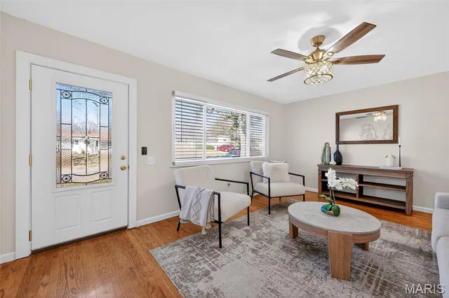 $239,900 | 1270 Bobolink Drive, Florissant, MO 63031