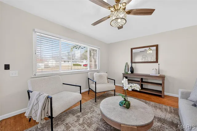 $239,900 | 1270 Bobolink Drive, Florissant, MO 63031