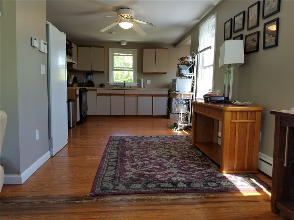 3062 Main Road Tiverton, RI 02878 - Photo 10 of 32