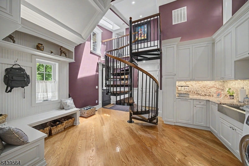 235 Old Chester Road Chester, NJ 07930 - Photo 21 of 49