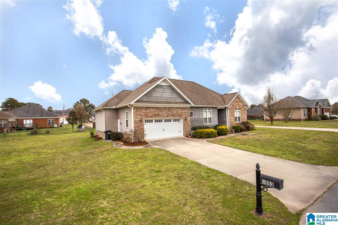 1553 Sun Rise Place Gadsden, AL 35907 - Photo 2 of 38