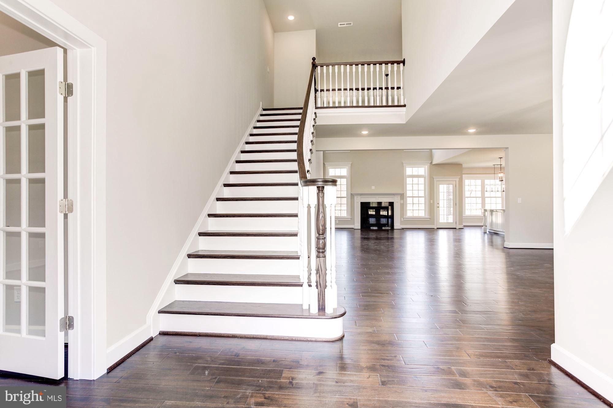 300 Pinewood Road Fredericksburg, VA 22405 - Photo 11 of 70