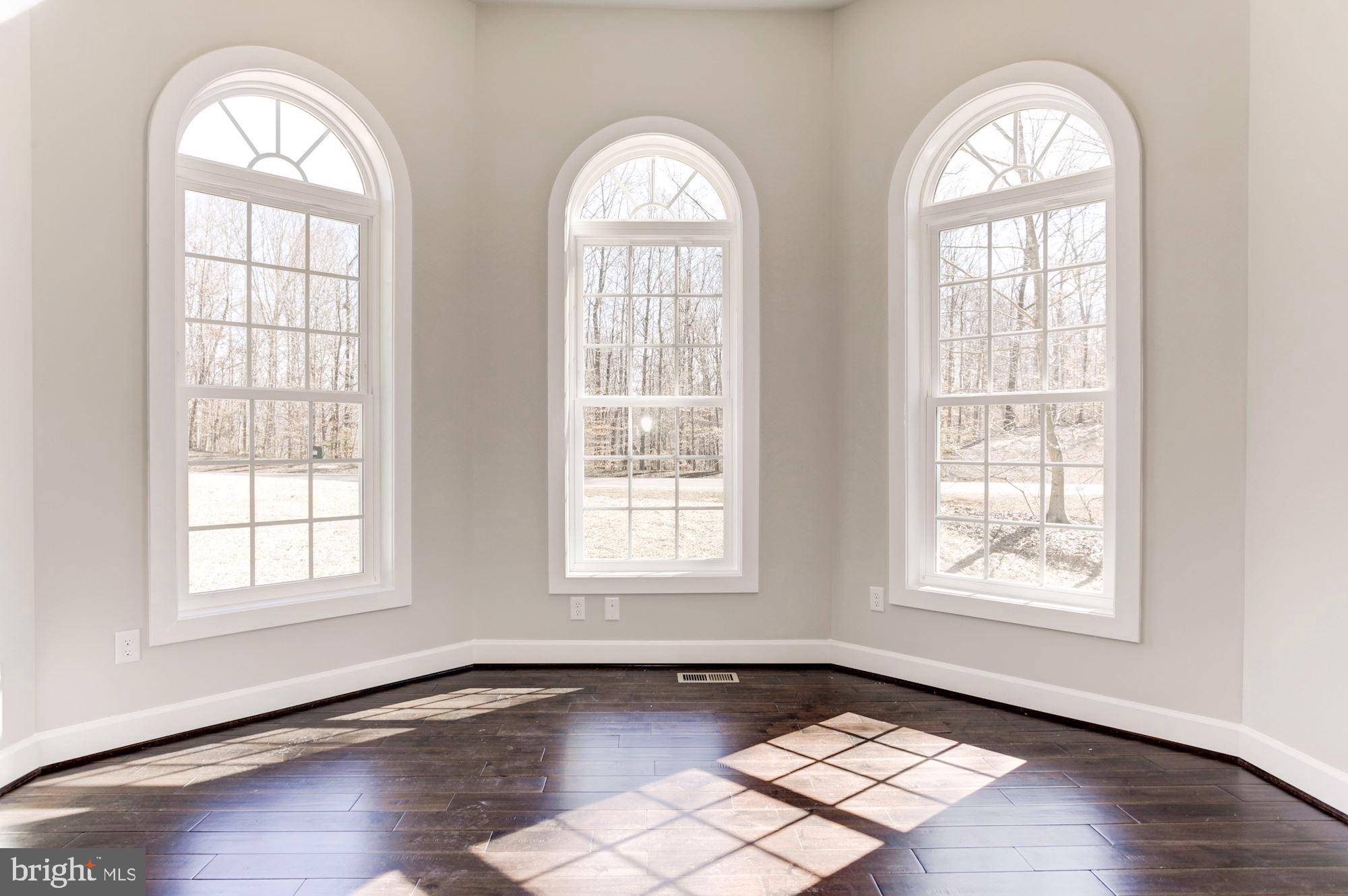 300 Pinewood Road Fredericksburg, VA 22405 - Photo 14 of 70