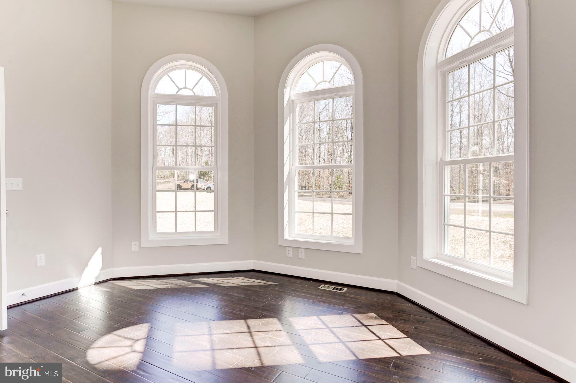 300 Pinewood Road Fredericksburg, VA 22405 - Photo 15 of 70