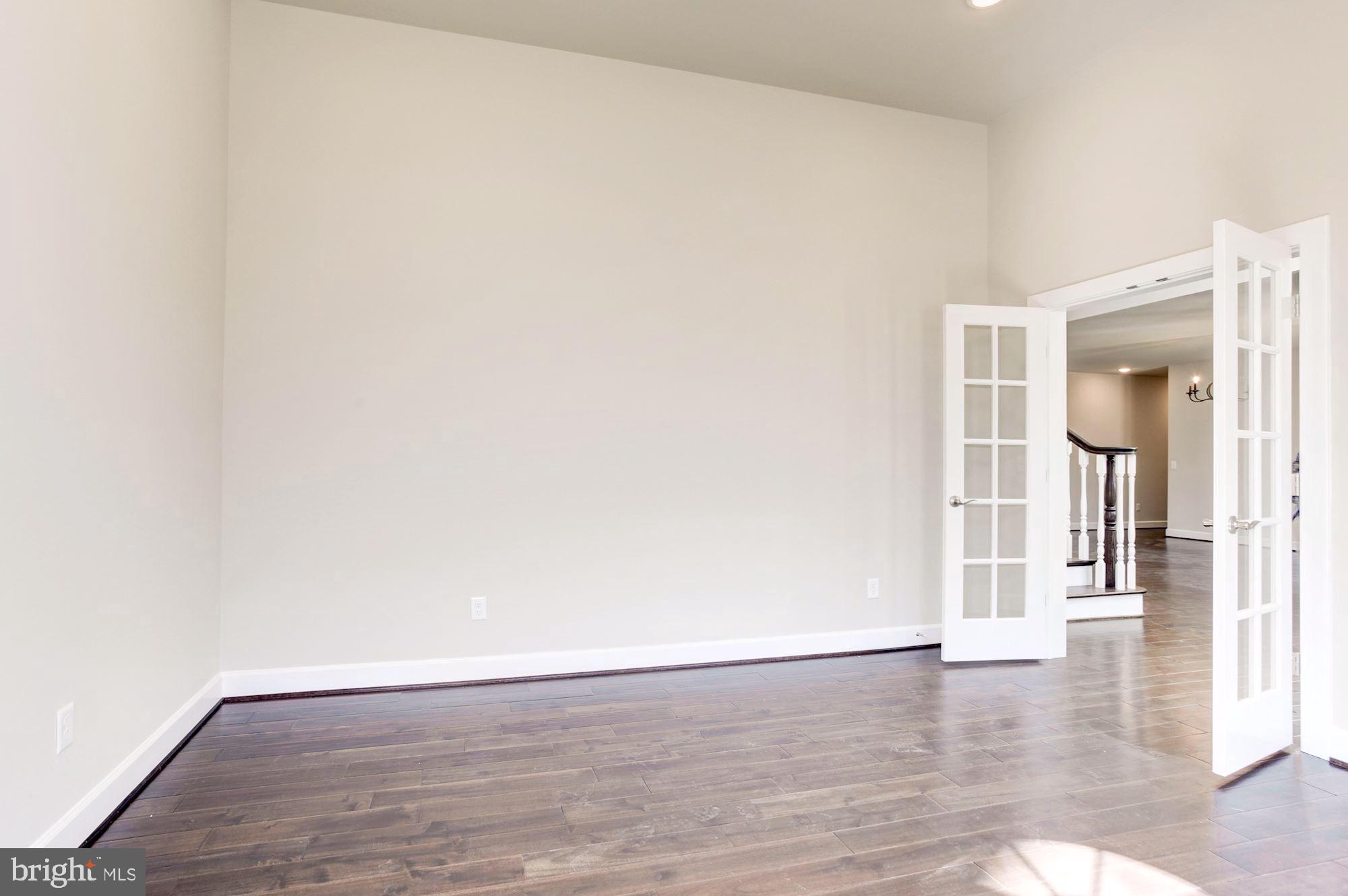 300 Pinewood Road Fredericksburg, VA 22405 - Photo 16 of 70