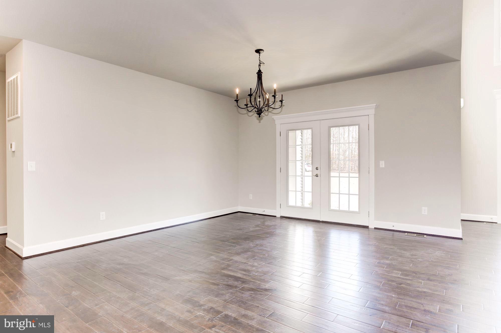 300 Pinewood Road Fredericksburg, VA 22405 - Photo 18 of 70 Dining Room
