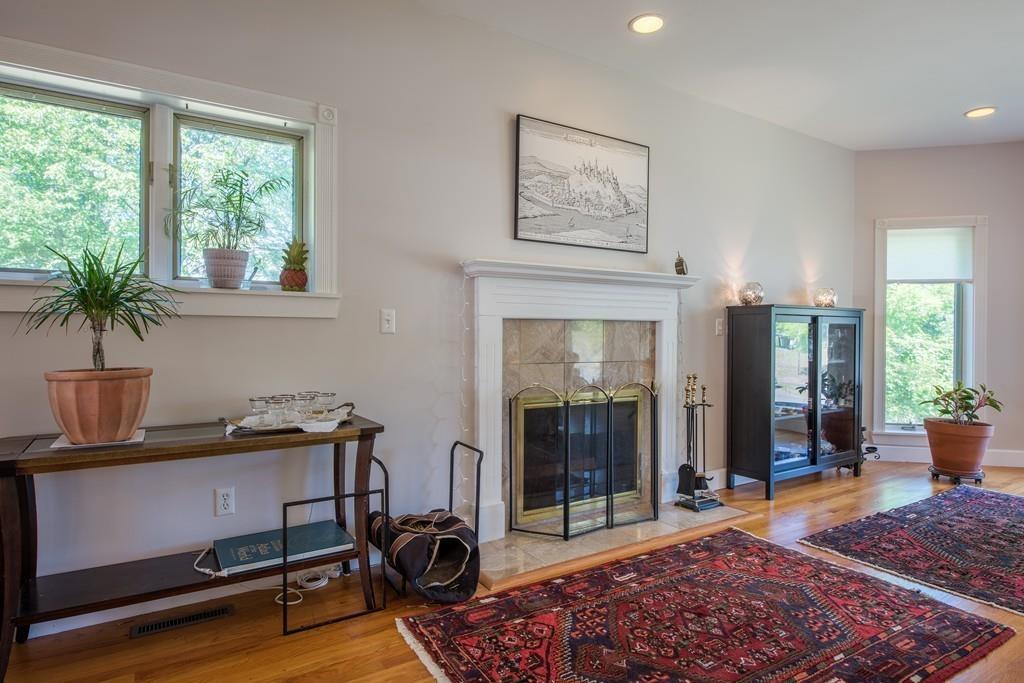 19 White Pine Road Amherst, MA 01002 - Photo 8 of 42 Gallery Image 8
