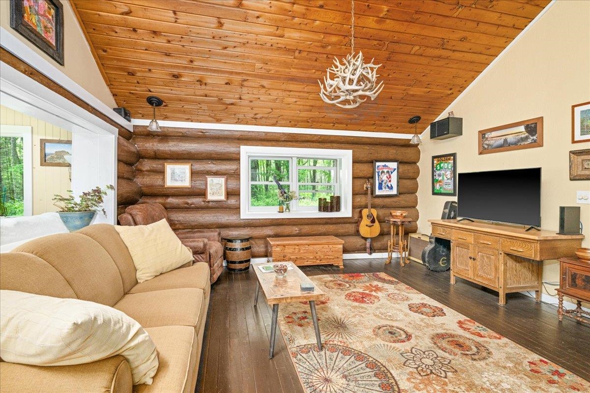 512 Tomberg Road Two Harbors, MN 55616 - Photo 17 of 48 Gallery Image 17
