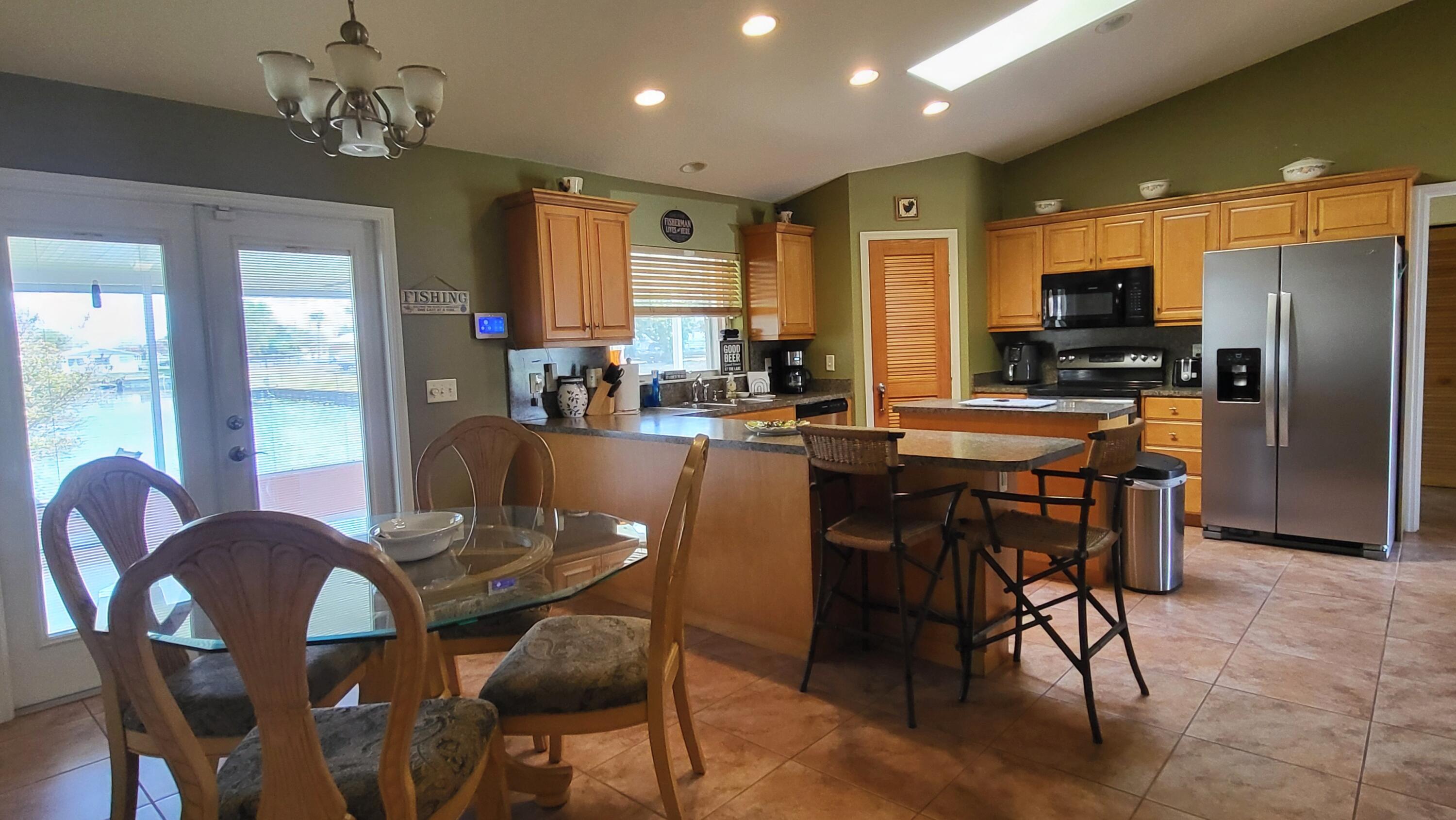 1157 24 Street Okeechobee, FL 34974 - Photo 10 of 46 20260218_114709