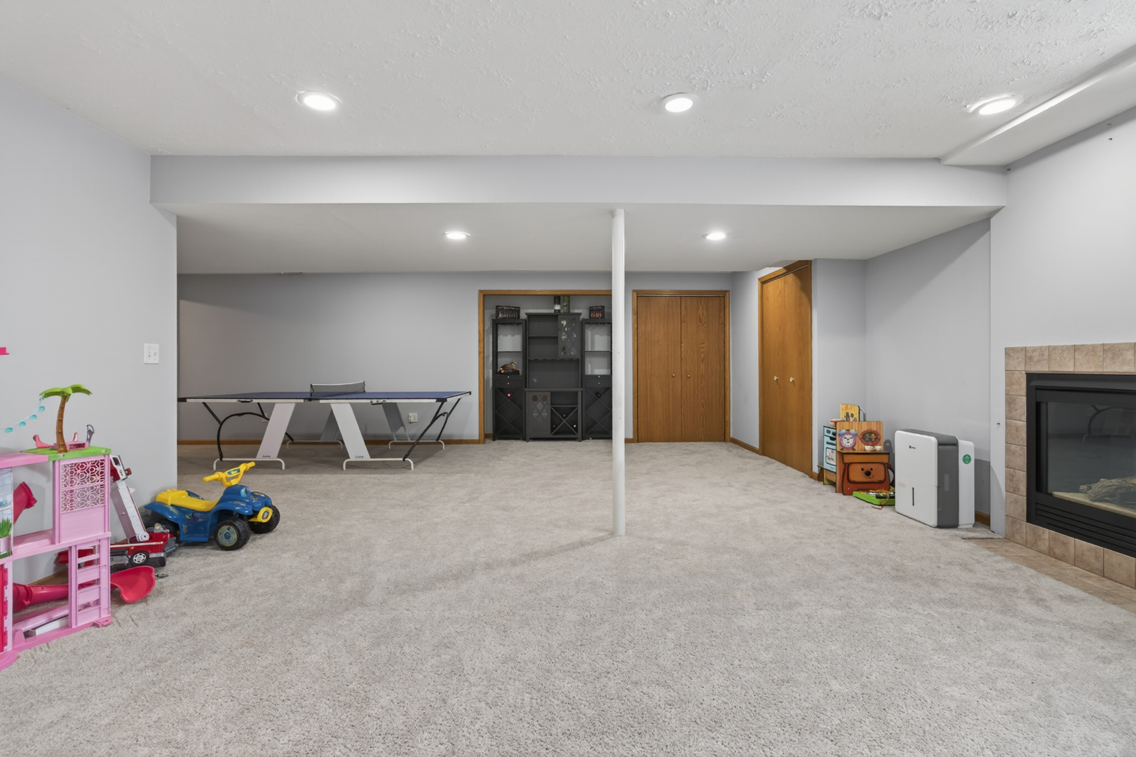 1503 Broad Creek Road Bloomington, IL 61704 - Photo 24 of 31 a view of a room with gym equipment