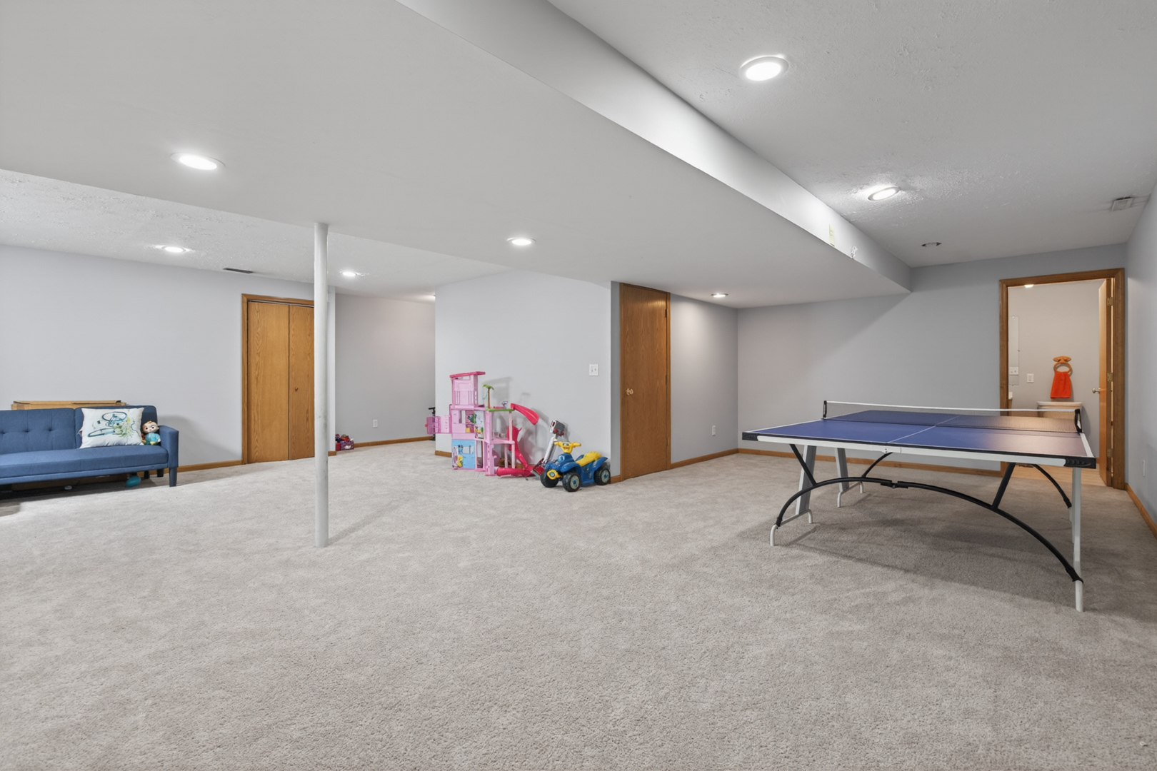 1503 Broad Creek Road Bloomington, IL 61704 - Photo 25 of 31 a view of a room with gym equipment