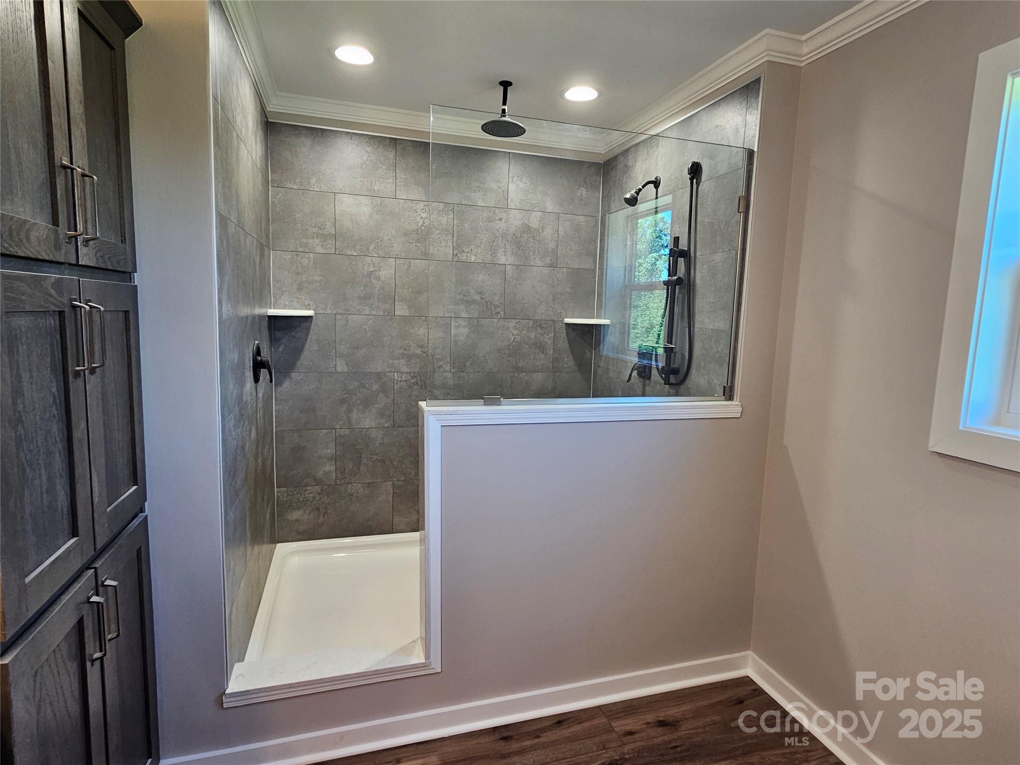 784 Severt Circle Lenoir, NC 28645 - Photo 30 of 41 a bathroom with a shower