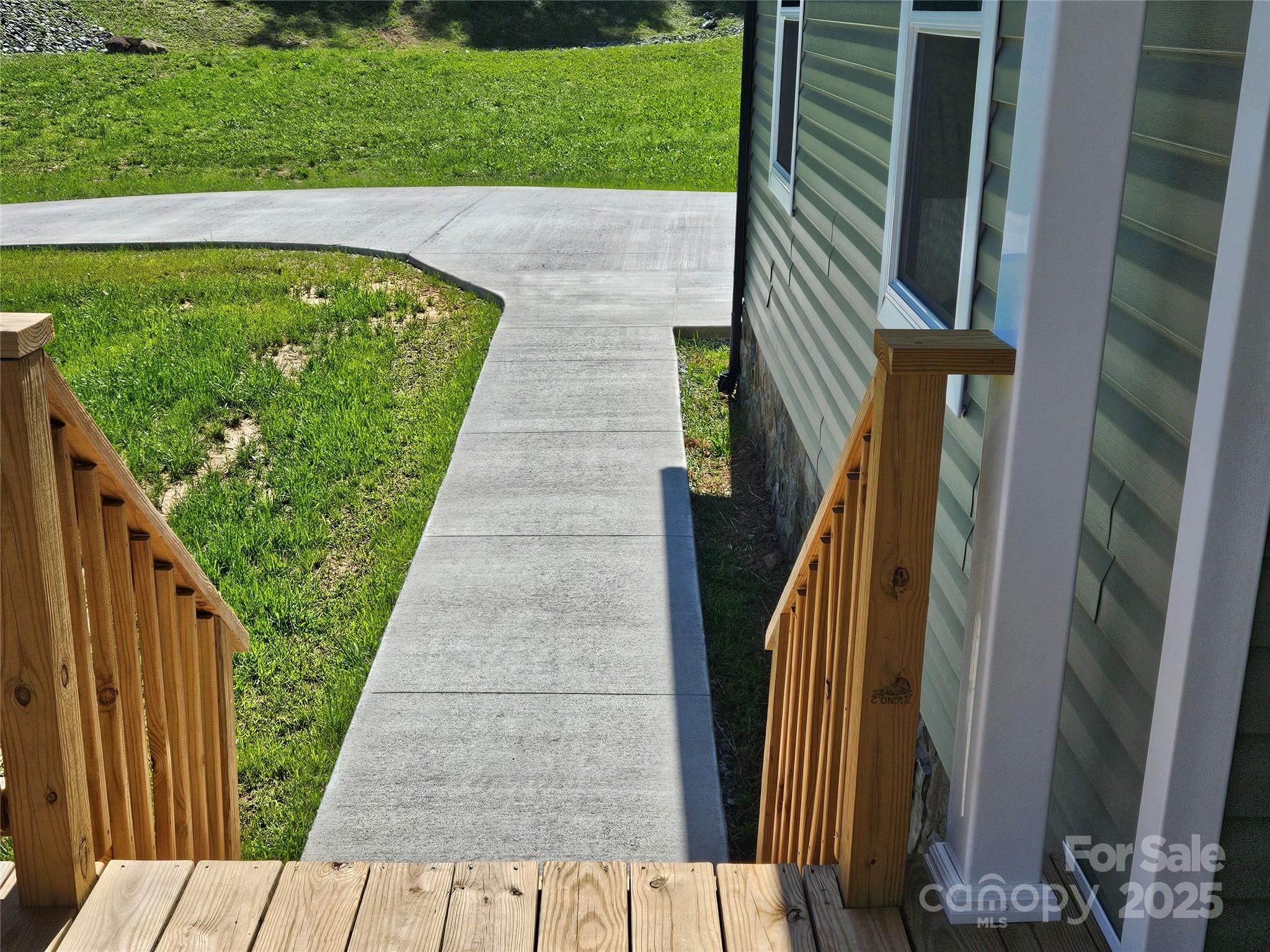 784 Severt Circle Lenoir, NC 28645 - Photo 35 of 41 a view of swimming pool with a garden