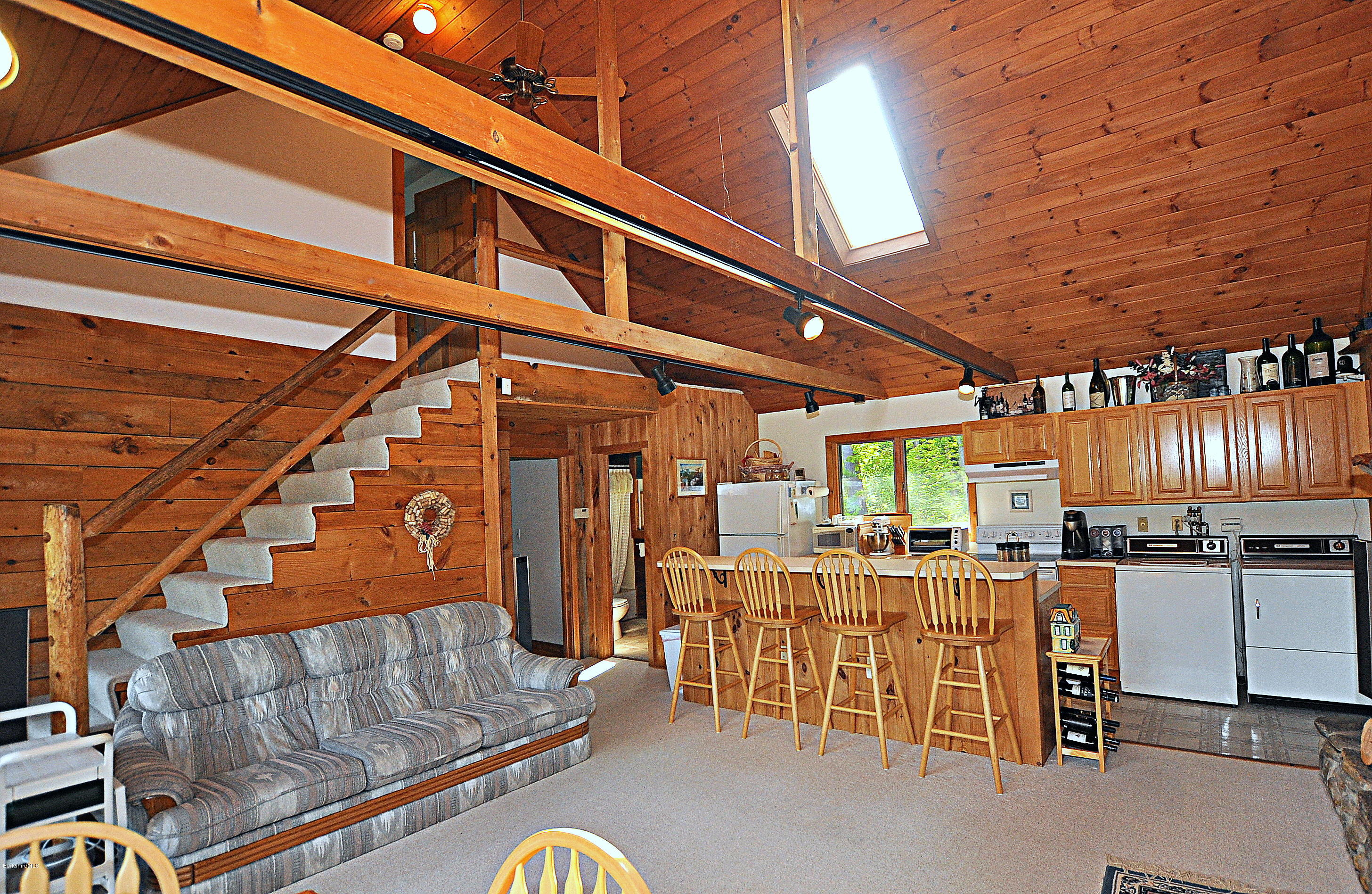 106 Kingsley Road Otis, MA 01029 - Photo 6 of 27 DSC_2867