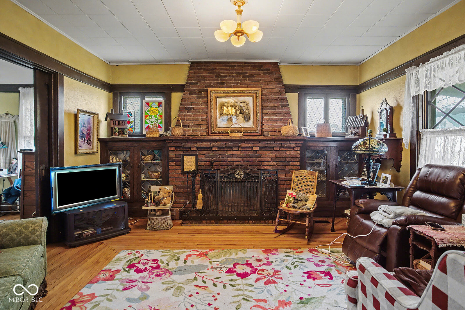 611 East 3rd Street Brookston, IN 47923 - Photo 2 of 34