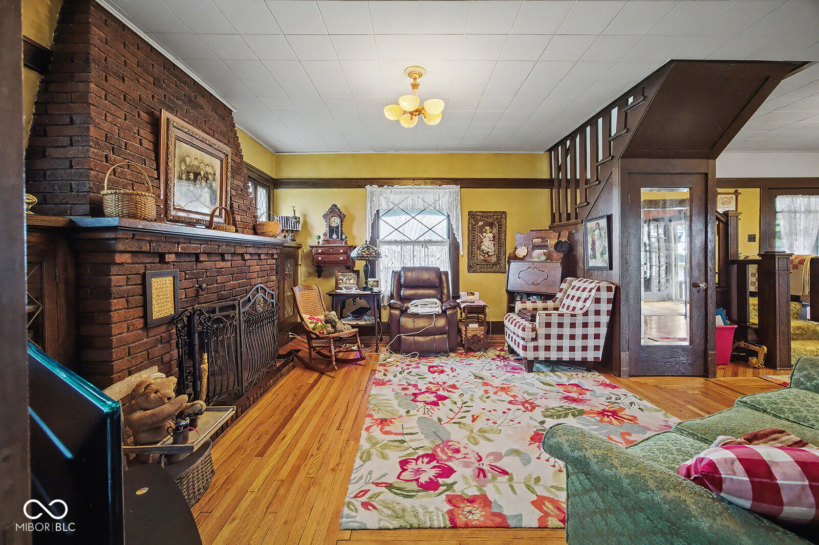 611 East 3rd Street Brookston, IN 47923 - Photo 3 of 34