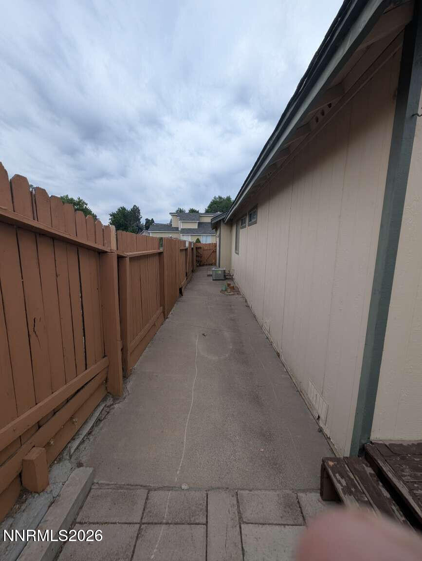 4335 Perro Lane Reno, NV 89502 - Photo 17 of 22 Godfrey.17