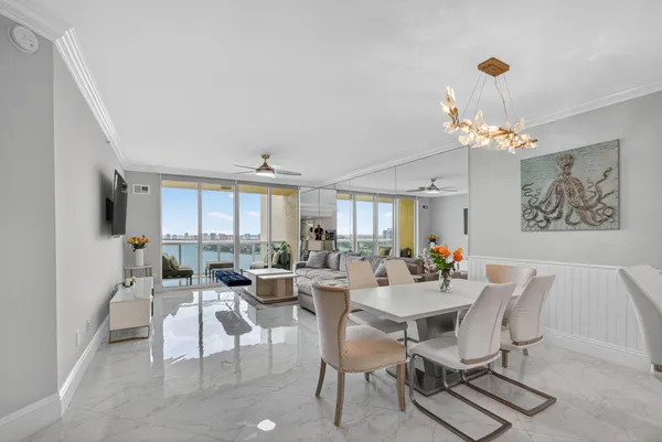 $4,950 | 2650 Lake Shore Drive, Unit 2303, Riviera Beach, FL 33404