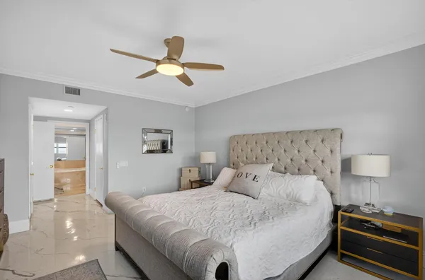$4,950 | 2650 Lake Shore Drive, Unit 2303, Riviera Beach, FL 33404