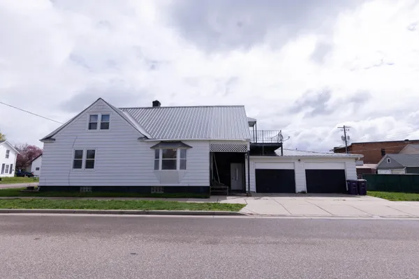 $194,000 | 23743 Adams Street, Independence, WI 54747