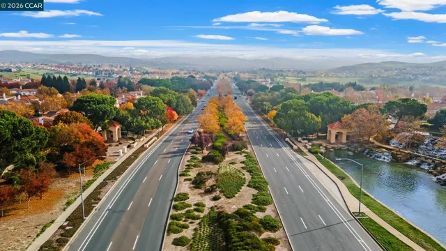 $575,000 | 440 Bollinger Canyon Lane, Unit 299, San Ramon, CA 94582