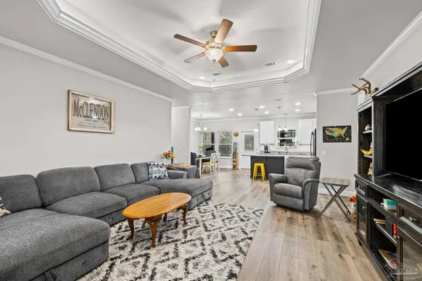 $369,000 | 922 East Edney Avenue, Crestview, FL 32539