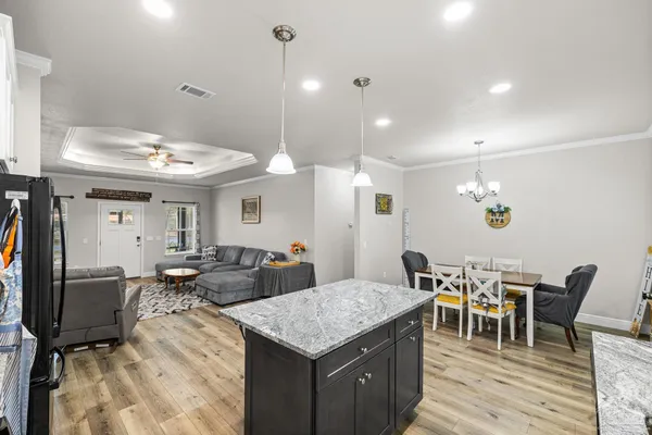 $369,000 | 922 East Edney Avenue, Crestview, FL 32539