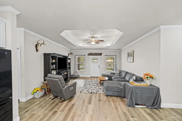 $369,000 | 922 East Edney Avenue, Crestview, FL 32539