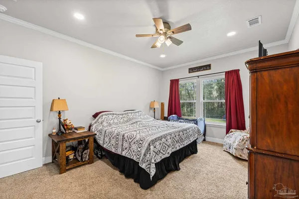 $369,000 | 922 East Edney Avenue, Crestview, FL 32539