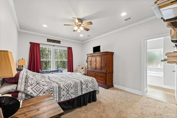 $369,000 | 922 East Edney Avenue, Crestview, FL 32539